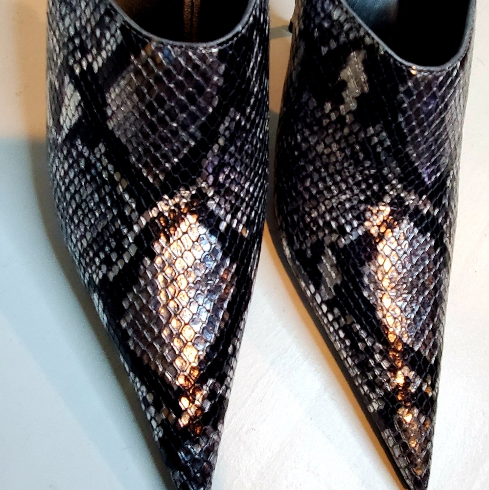 Balenciaga Mules